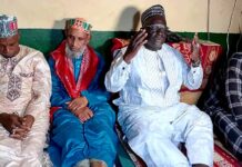 Célébration de Laylatoul Qadr à la Cimenterie : Elhadj Bouna Keïta partage la prière avec des fidèles musulmans