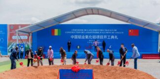 Programme Simandou 2040 : démarrage effectif des travaux de construction de la raffinerie d’alumine de Chalco à Boffa, la troisième raffinerie d’alumine lancée en sous l’impulsion du Président de la République, Son Excellence Mamadi DOUMBOUYA