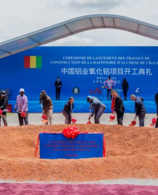 Programme Simandou 2040 : démarrage effectif des travaux de construction de la raffinerie d’alumine de Chalco à Boffa, la troisième raffinerie d’alumine lancée en sous l’impulsion du Président de la République, Son Excellence Mamadi DOUMBOUYA