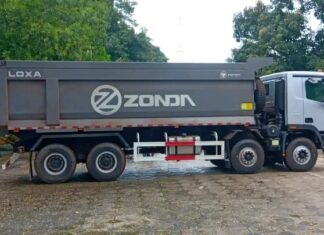 Kindia : la commune urbaine dotée d’un camion de ramassage d’ordures